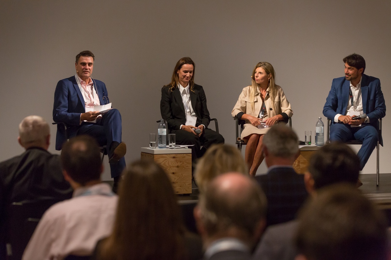 Thomas Havranek (Klarity), Heidemarie Paulitsch (Paulitsch Law), Sonja Herbst (Staatsanwaltschaft Wien), Oliver Stauber (Glassnode AG), © Leadersnet / D. Mikkelsen