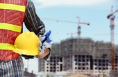 Baustelle Kran Arbeiter Helm, © © lily - Fotolia.com