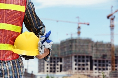 © © lily - Fotolia.com Baustelle Kran Arbeiter Helm, © © lily - Fotolia.com