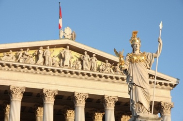© © Vladimir Mucibabic - Fotolia.com Parlament Österreich Pallas Athene, © © Vladimir Mucibabic - Fotolia.com