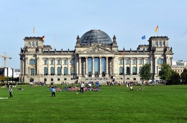 © (c) Deutscher Bundestag/ Katrin Neuhauser Reichstag (c) Deutscher Bundestag Kathrin Neuhauser.jpg, © (c) Deutscher Bundestag/ Katrin Neuhauser