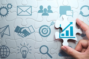 © istockphoto.com - tadamichi Compliance ist keine Spaßbremse, sondern Business Tool, © istockphoto.com - tadamichi