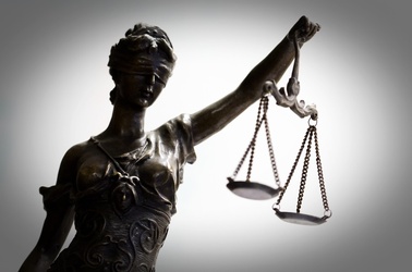 © Foto: Fotolia Justizia, Justiz, Urteil, Entscheidung, Abwägung, Gerechtigkeit, © Foto: Fotolia
