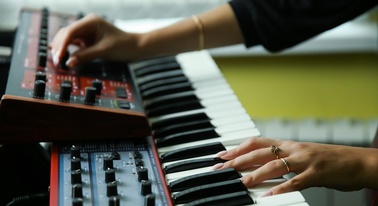 Synthesizer