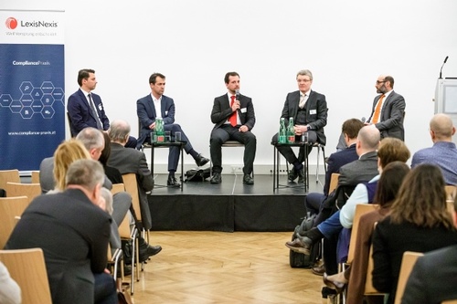 Am Podium, v.l.n.r.: David Taborsky (FMA), Chrisopher Schrank (BTP), Luca Schicho (BWB), Marcus Schmitt (WKStA), Martin Eckel (Taylor Wessing), © leadersnet.at/ A. Felten