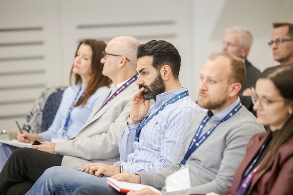 © leadersnet.at-a.felten