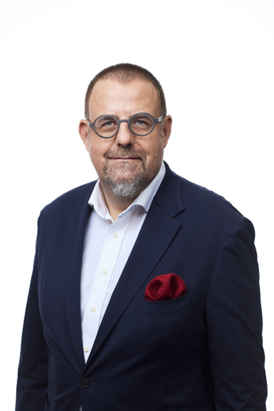285_Bernhard_Mueller_pwc.png