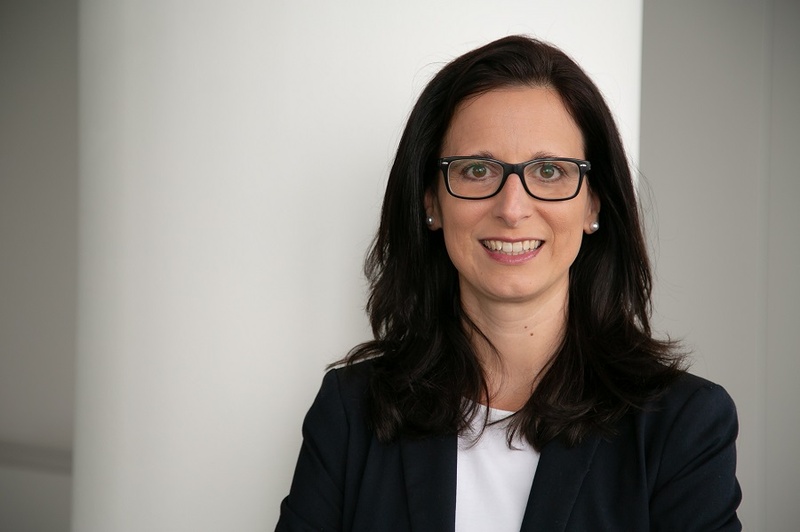 © Bettina Bernold 461_Bettina-Bernold_CopyAPGCaroBurger.jpg